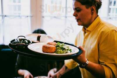 Old Queen Street Cafe