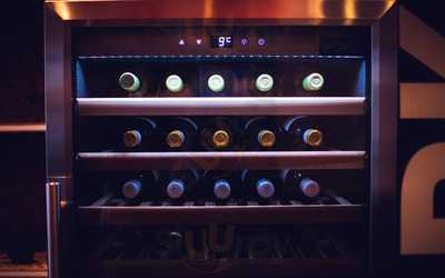 Runner Duck Wine Room