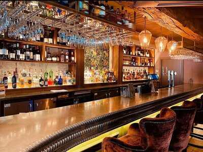 Hg1 Grill And World Bar