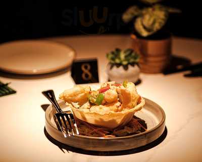 Water Lily Restaurant & Bar