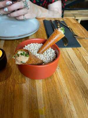 Junk Bar & Restaurant