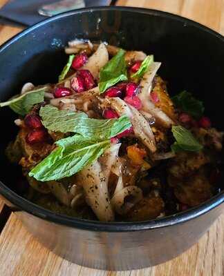 Junk Bar & Restaurant