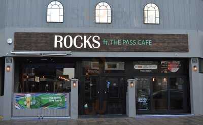 Rocks Bar And Grill