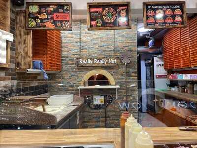 Fireaway Pizza Luton