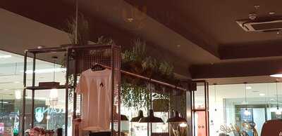 200 Degrees Coffee Shop