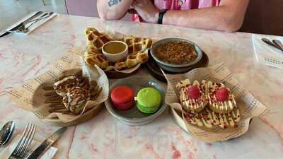 Heavenly Desserts - Glasgow Silverburn