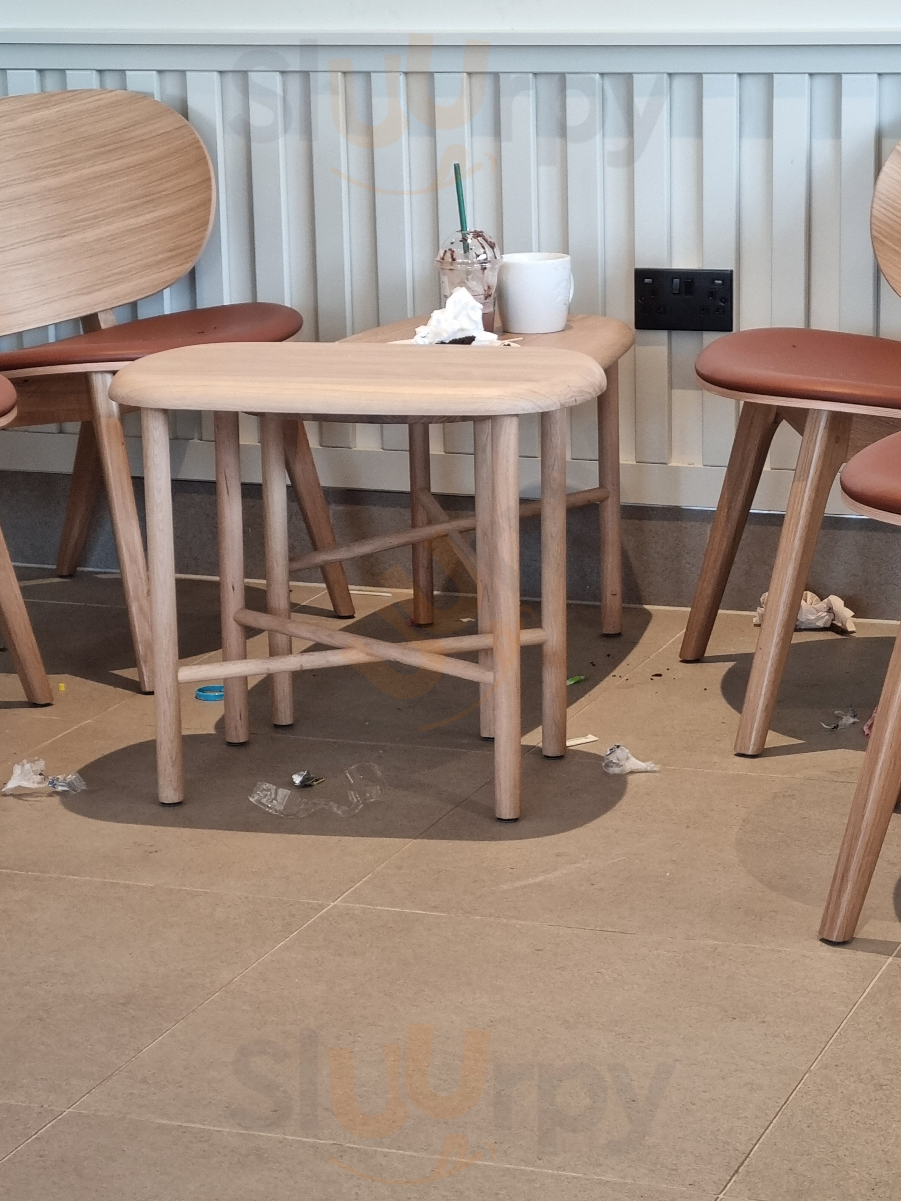 Starbucks Huntingdon Sainsburys