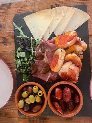 Las Tapas @rock-a-nore