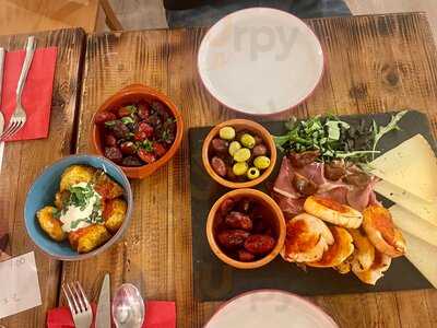 Las Tapas @rock-a-nore