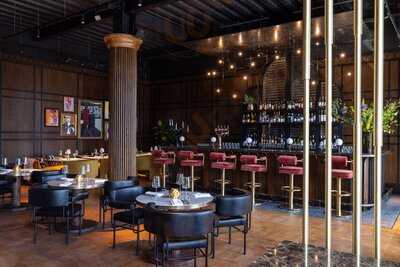 Commons Club Restaurant & Bar