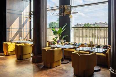 Commons Club Restaurant & Bar