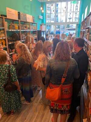 Club Soda Tasting Room, Shop And Bar