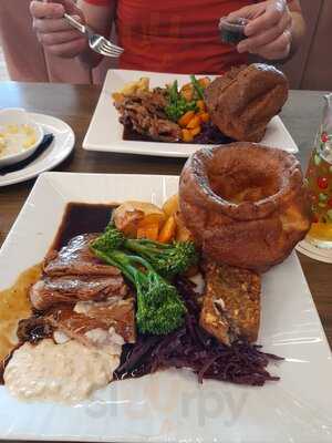 Dancing Jug Charminster