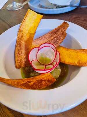 Petchi Restaurant & Bar