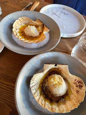 Petchi Restaurant & Bar