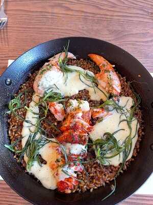 Petchi Restaurant & Bar