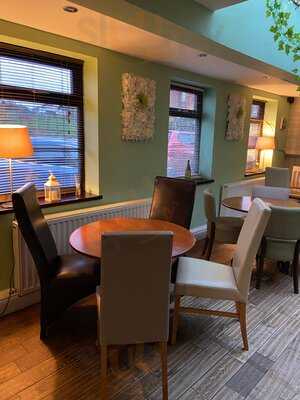 The Railway Inn, Bar And Restaurant