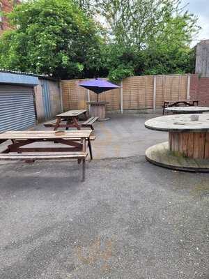 The Red Lion Gornal Wood