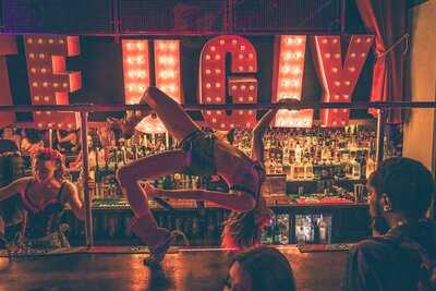 Coyote Ugly Saloon, London Piccadilly