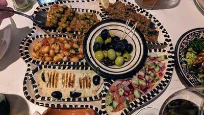 Goat In The Tree Glasgow