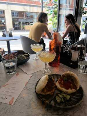 Ollie's House Restaurant