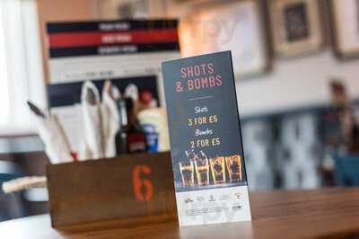 Coach & Horses, Wideopen