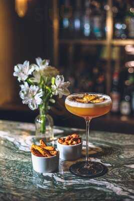 Seven Park Place Bar & Lounge