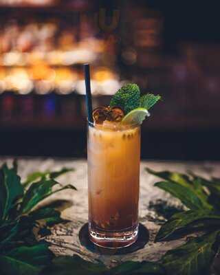 Seven Park Place Bar & Lounge