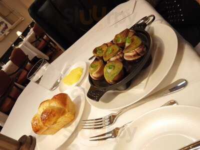 Claridge's Restaurant