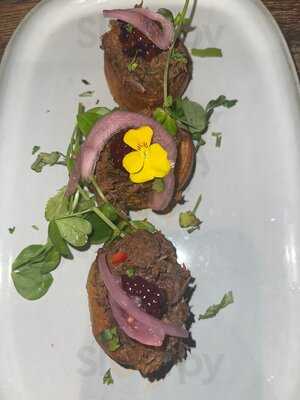 Restaurant At The Woods