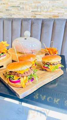 Rack & Bite Smokehouse