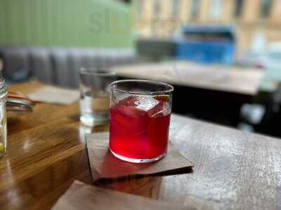 Lunar Wine & Cocktail Bar