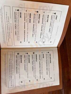 Lunar Wine & Cocktail Bar