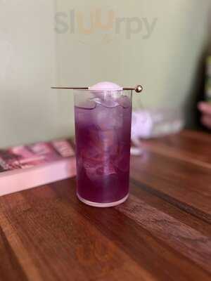 Lunar Wine & Cocktail Bar