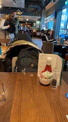 The Globe Pub & Kitchen