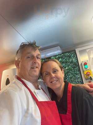 Nidge's Artisan Pizza Kitchen