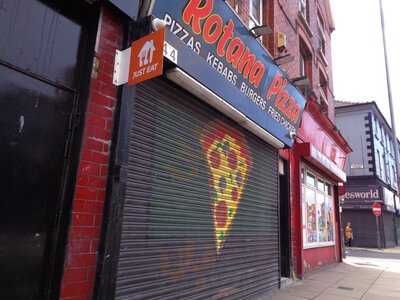 Rotana Pizza