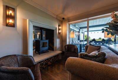 Cook House Bar & Kitchen