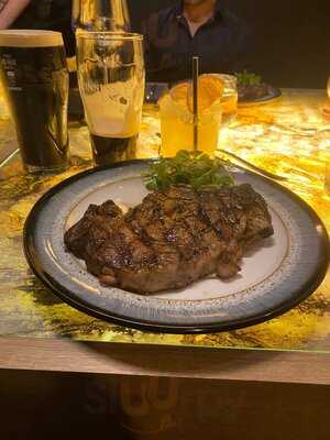 Pendergast's Steakhouse & Bar