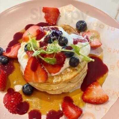 Blooms Cafe