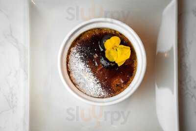 Mahalo Burgers & Fine Dining Restaurant