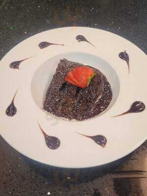 Mellor And Black Enchanted Tea Gardens