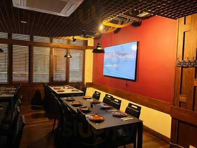 Chilis Indian Restaurant