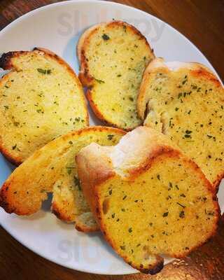 Ciao Ciao Restaurant And Lounge