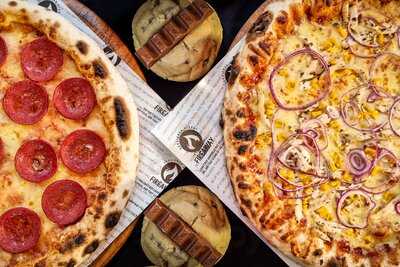 Fireaway Designer Pizza