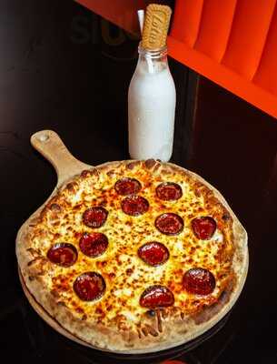 Fireaway Designer Pizza