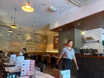 Altonapoli Italian Restaurant And Bar