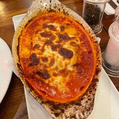 Altonapoli Italian Restaurant And Bar