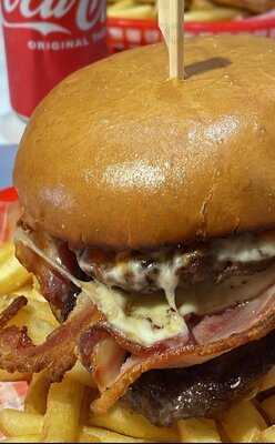 Rooney's American Bar And Grill