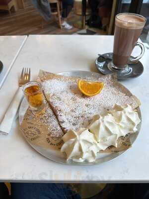 Crepeaffaire At The Hippodrome